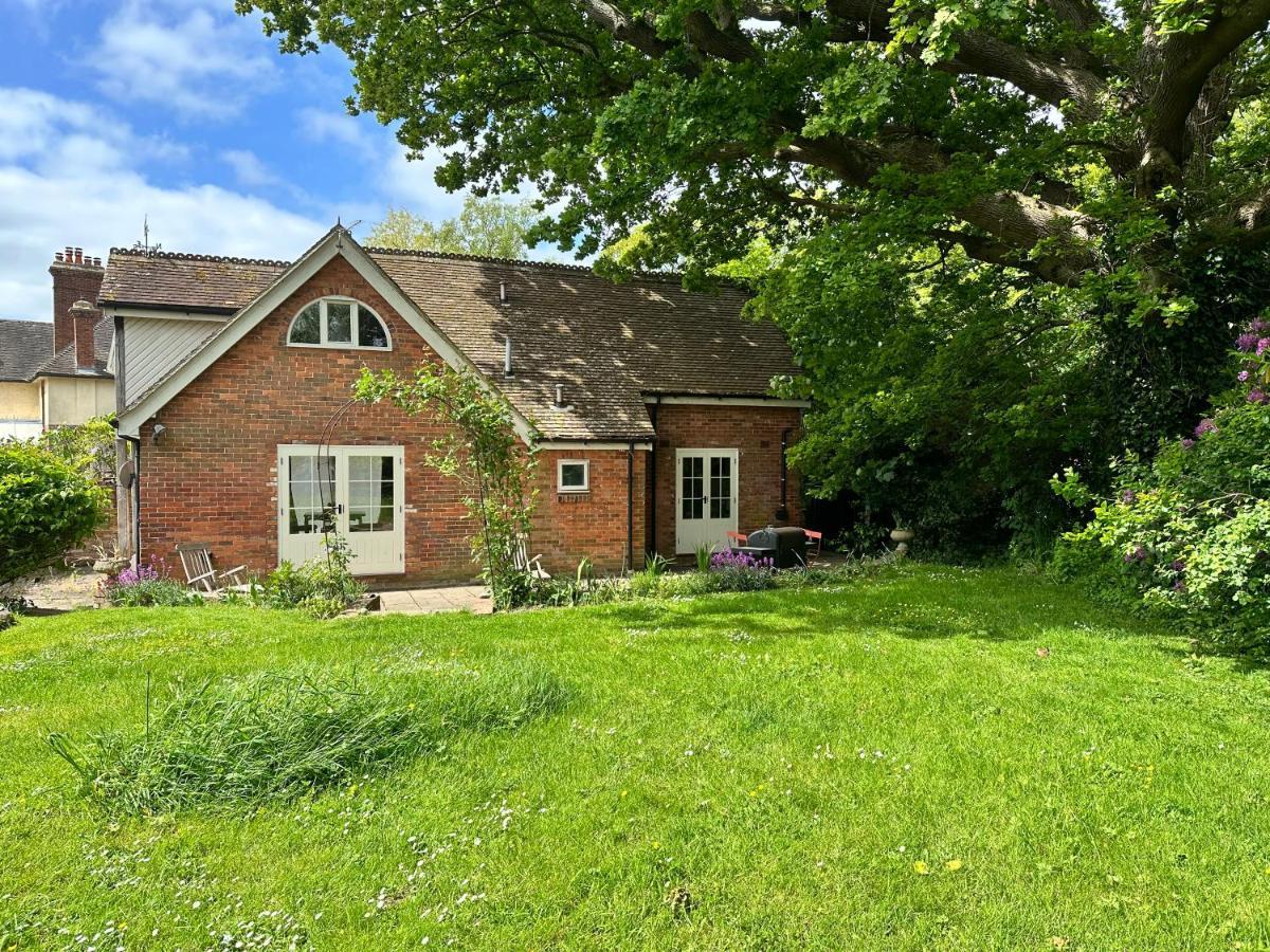 Peaceful Cottage With Private Garden Hailsham Exterior photo